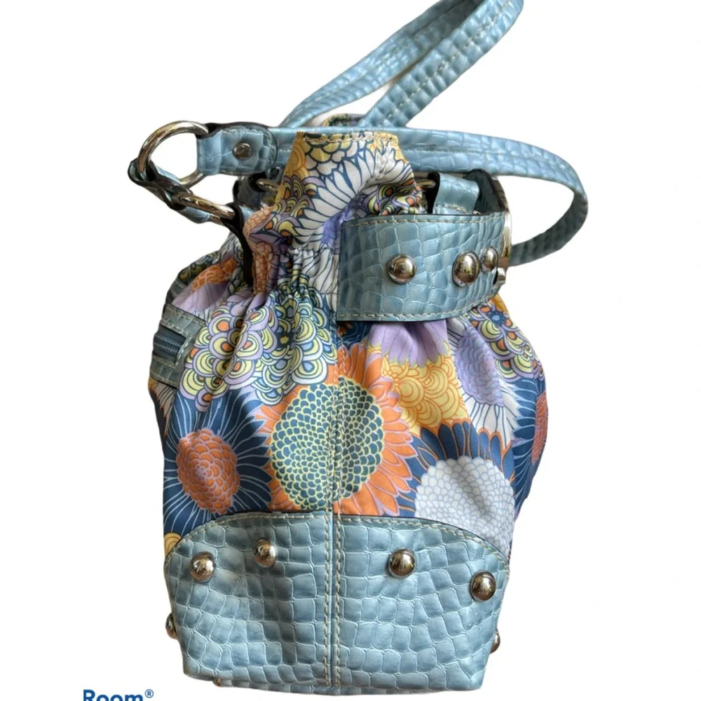 Kathy Van Zeeland Multi color Floral Handbag